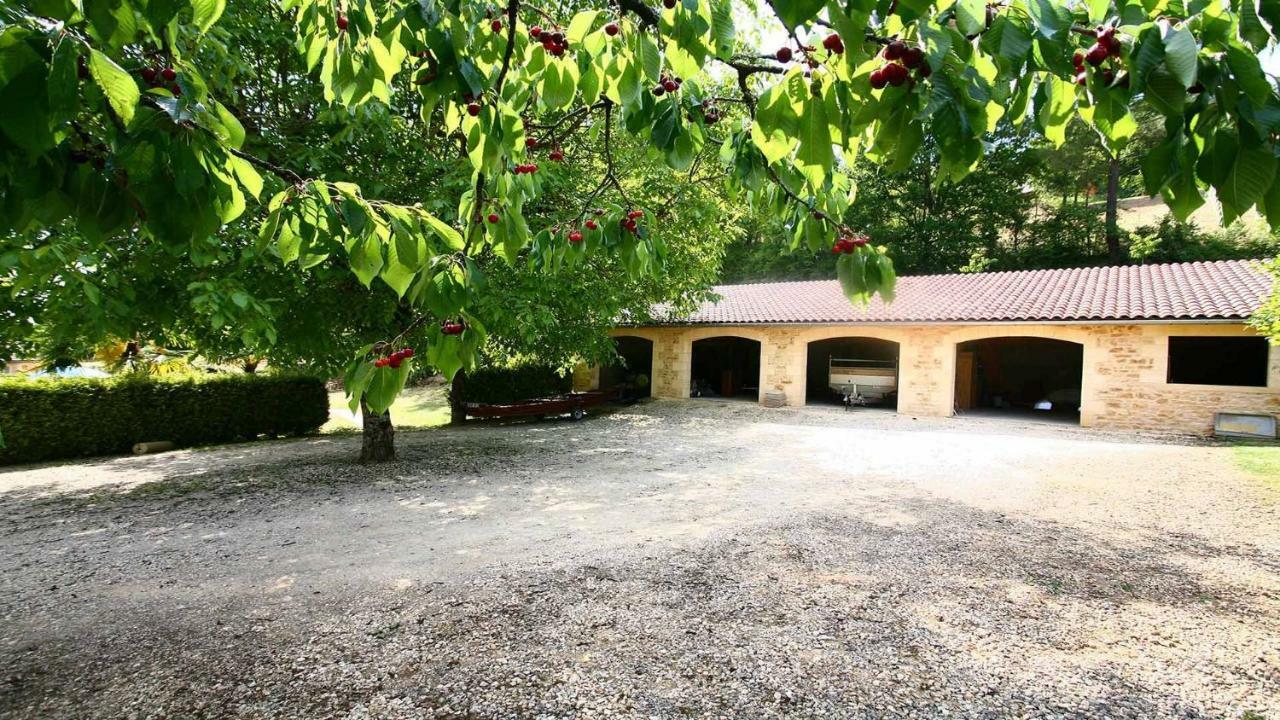 Petites Maisons Avec Piscine Сарла-ла-Канеда Екстер'єр фото