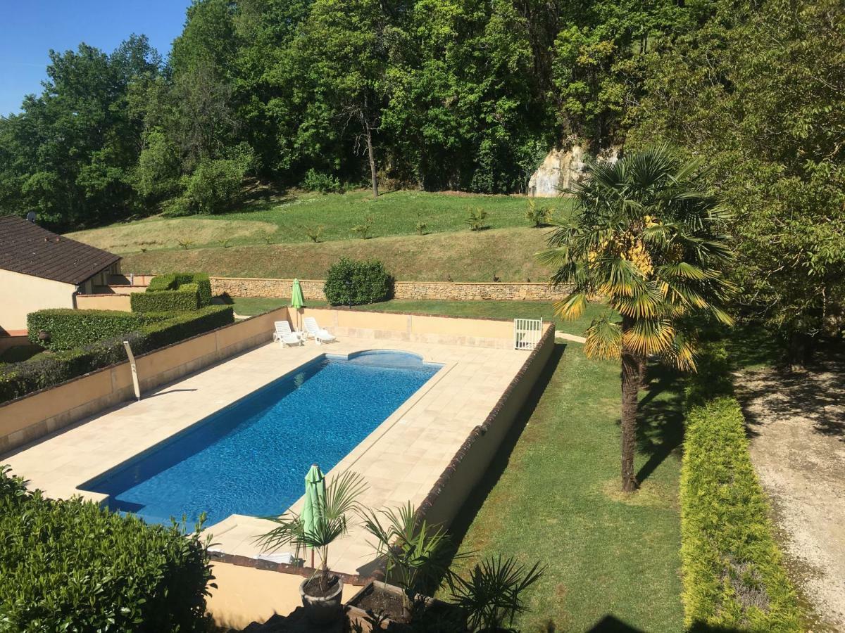 Petites Maisons Avec Piscine Сарла-ла-Канеда Екстер'єр фото